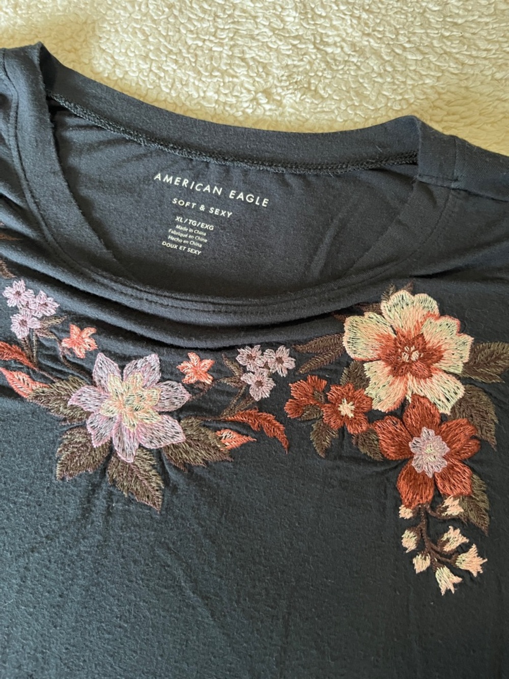American Eagle Navy Tee with Embroidered Floral Detail - Picture 2 of 5